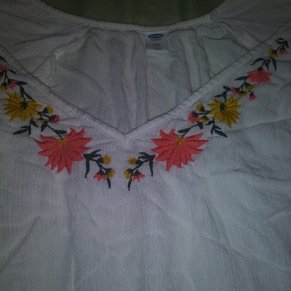 Flowy gauze shirt